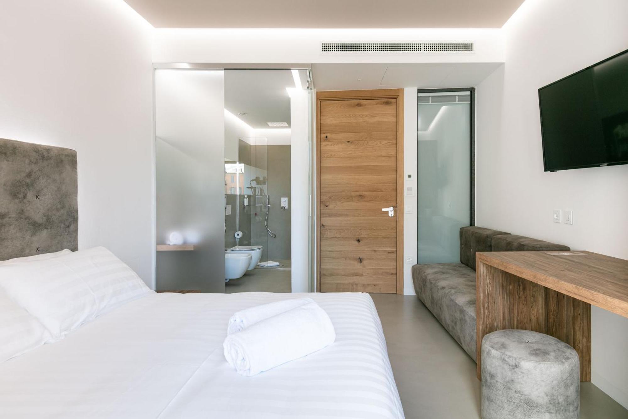 Domus Cavour Rooms&Suites Tirano Quarto foto