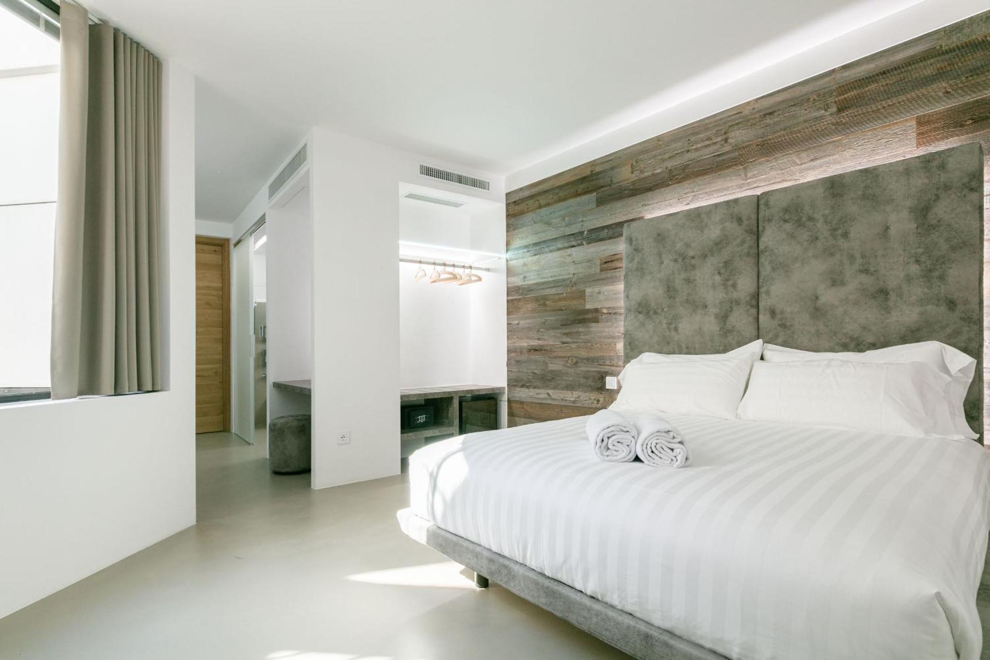 Domus Cavour Rooms&Suites Tirano Quarto foto