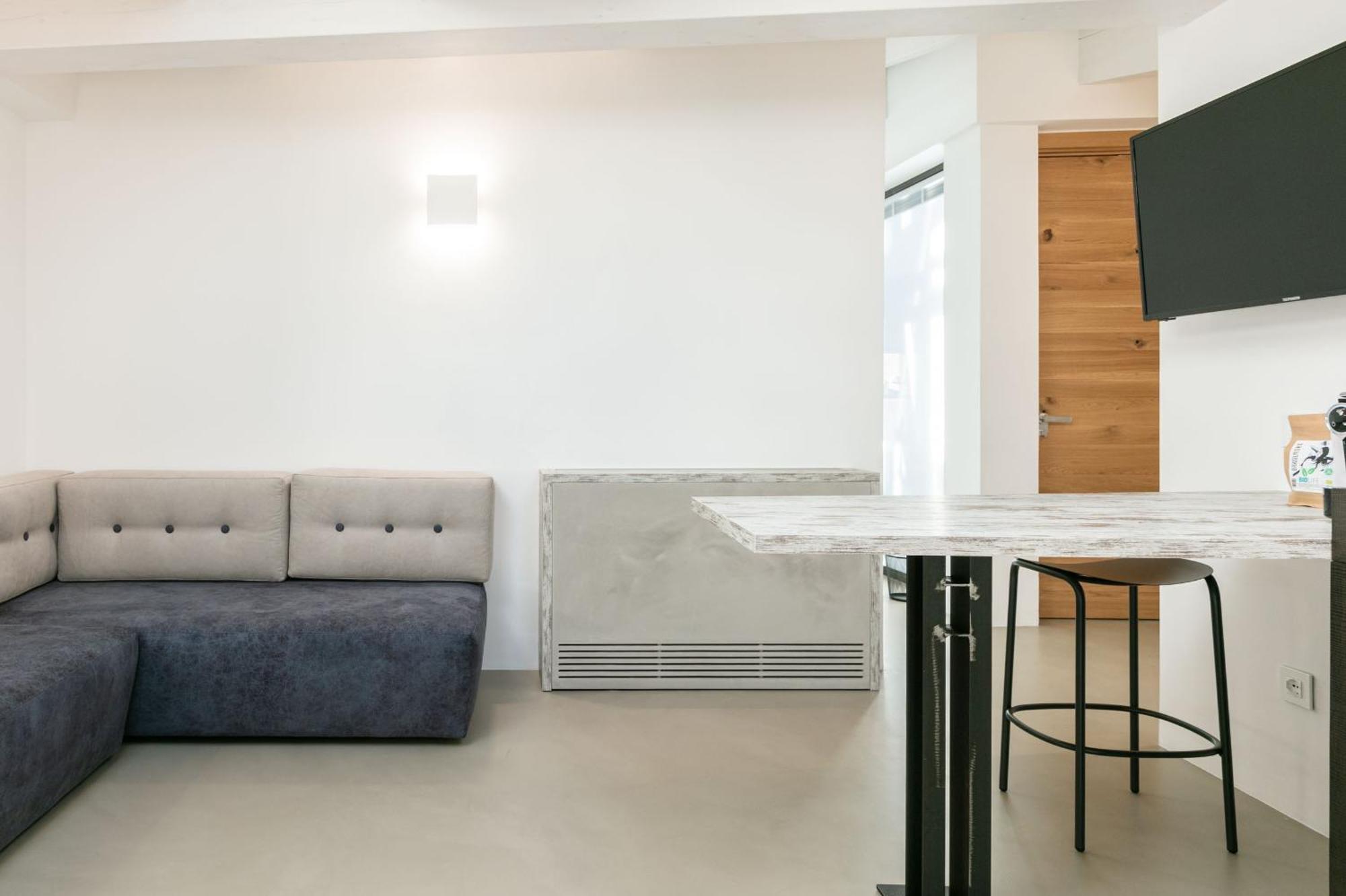 Domus Cavour Rooms&Suites Tirano Quarto foto